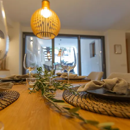 Stadthaus - Alica 8 - Pool, Barbecue, Garten, Terrassen Und Im Winter Zentralheizung Und Kamin, Hochwertig Saniert Hébergement de vacances