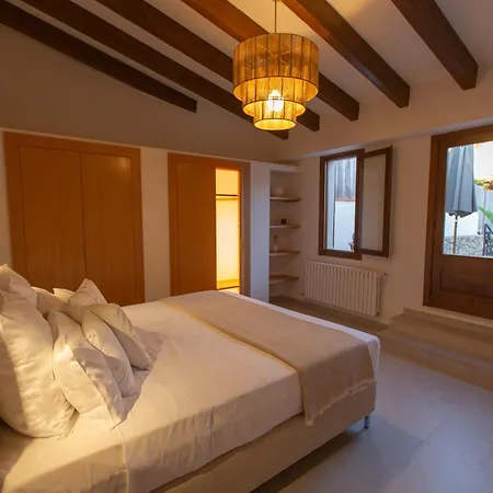 Stadthaus - Alica 8 - Pool, Barbecue, Garten, Terrassen Und Im Winter Zentralheizung Und Kamin, Hochwertig Saniert