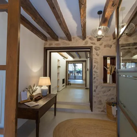 Hébergement de vacances Stadthaus - Alica 8 - Pool, Barbecue, Garten, Terrassen Und Im Winter Zentralheizung Und Kamin, Hochwertig Saniert