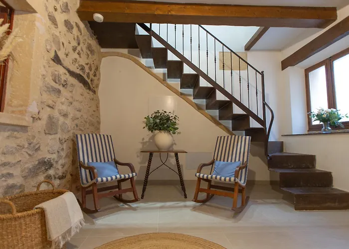 Stadthaus - Alica 8 - Pool, Barbecue, Garten, Terrassen Und Im Winter Zentralheizung Und Kamin, Hochwertig Saniert *