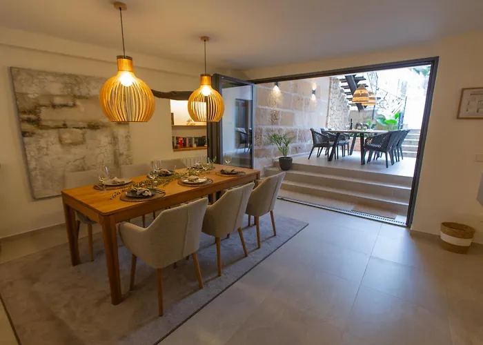 Stadthaus - Alica 8 - Pool, Barbecue, Garten, Terrassen Und Im Winter Zentralheizung Und Kamin, Hochwertig Saniert ポレンサ