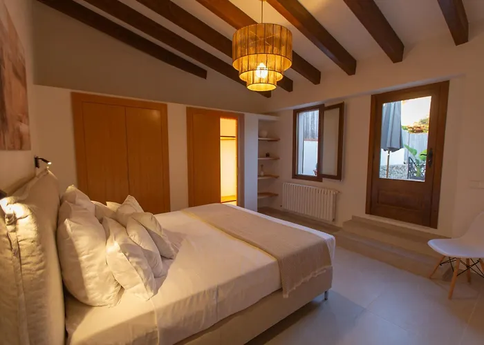 Stadthaus - Alica 8 - Pool, Barbecue, Garten, Terrassen Und Im Winter Zentralheizung Und Kamin, Hochwertig Saniert