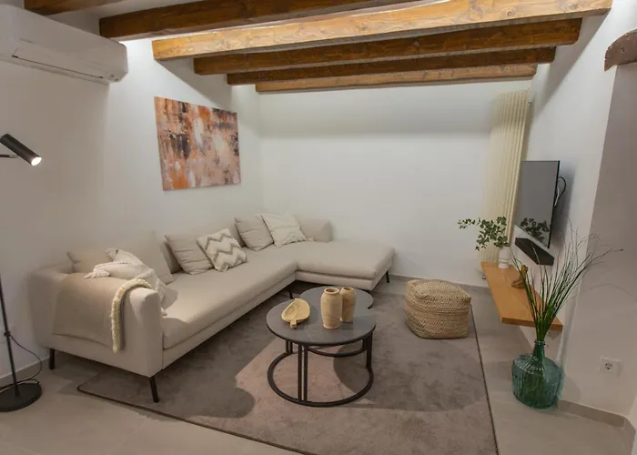 Stadthaus - Alica 8 - Pool, Barbecue, Garten, Terrassen Und Im Winter Zentralheizung Und Kamin, Hochwertig Saniert 別荘