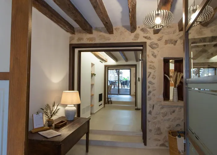 Hébergement de vacances Stadthaus - Alica 8 - Pool, Barbecue, Garten, Terrassen Und Im Winter Zentralheizung Und Kamin, Hochwertig Saniert