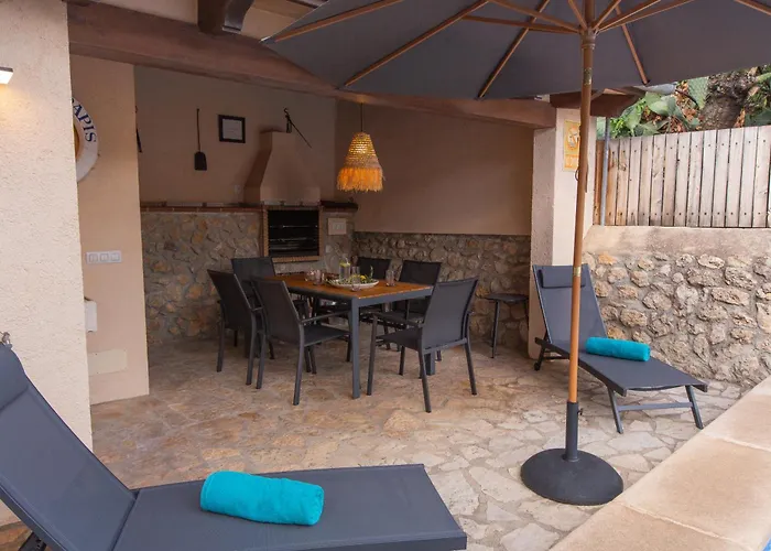 Stadthaus - Alica 8 - Pool, Barbecue, Garten, Terrassen Und Im Winter Zentralheizung Und Kamin, Hochwertig Saniert Hébergement de vacances *